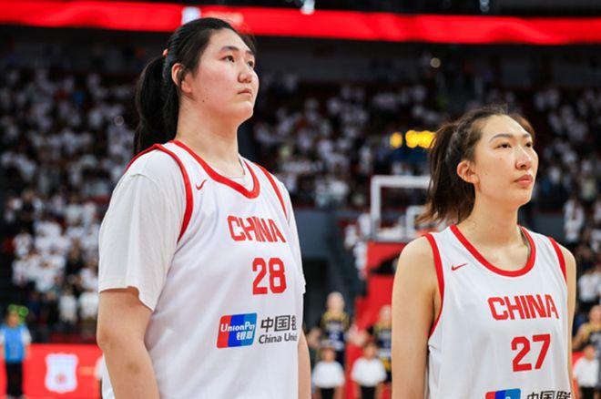 中国女篮官方报道，中国女篮夏训第一周开启，两名主力回归